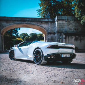 Louer une LAMBORGHINI SPIDER dans le 78, en IDF ou sur Paris