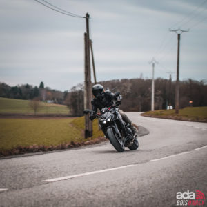 Location moto Z1000 ada bois d'arcy 78 Yvelines