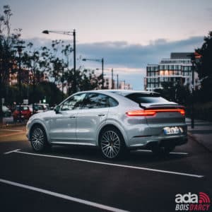 voiture Porsche Cayenne Hybrid en location dans les Yvelines 78 Bois d'Arcy