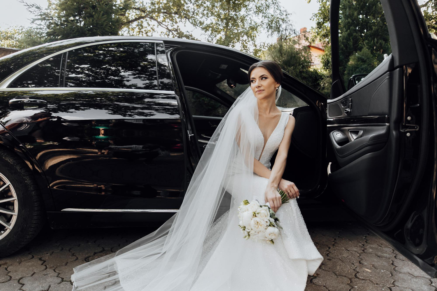 Location voiture de luxe pour mariage dans les Yvelines — 321ada Bois d'Arcy